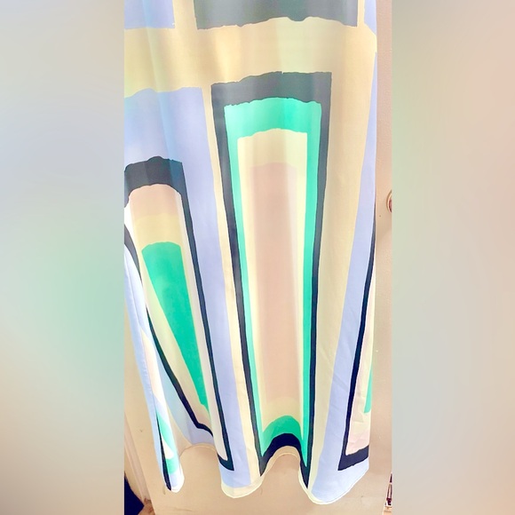 *Clearance* Maxi Dress w/ adjustable spaghetti straps. SIZE SMALL - Picture 5 of 16